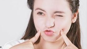 芭比直播吃瓜,瓜果飘香美食盛宴